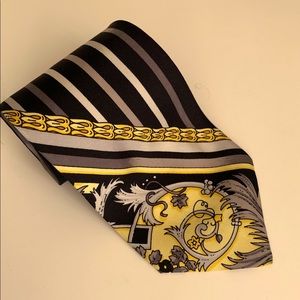 Vintage silk necktie by Gianni Versace